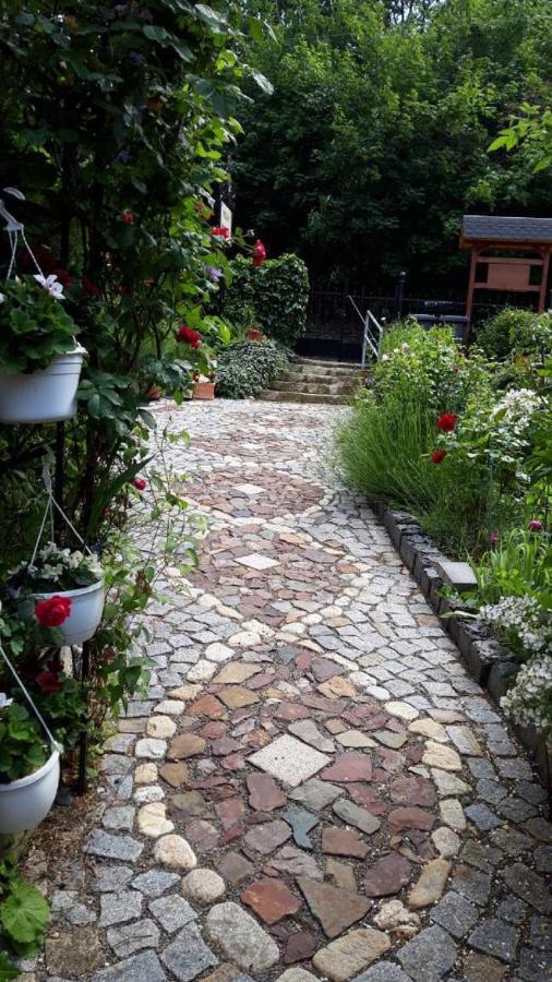 فندق " Art Ddr" Eig Bad Dir Im Zim, 3 Og, Treppensteigen Kein Fruehhstueck Keine Kueche Nur Uebernachtung Parkpl, Wifi, Blankenb بلانكنبرغ المظهر الخارجي الصورة